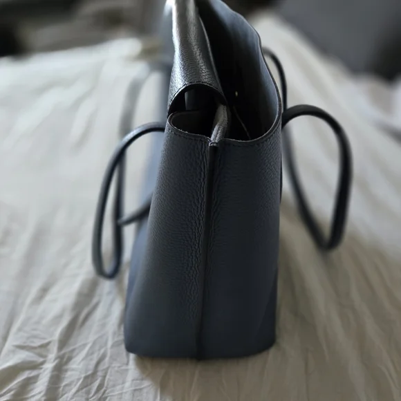 Tod's Blue Leather Women's Bag - Picture 4 of 10